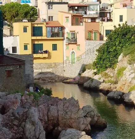 Panzió La Caletta Santa Flavia