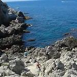 Bed & Breakfast La Caletta 3*